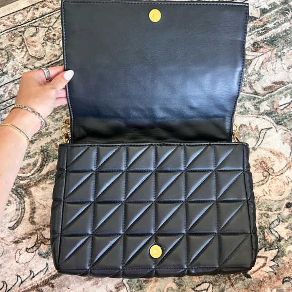 Zara Large Quilted Shoulder Bag - Picture 4 of 5